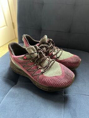 Merrell Women's Merrell Bravada 2 WP Trail Running Shoes Sz 9W Preowned